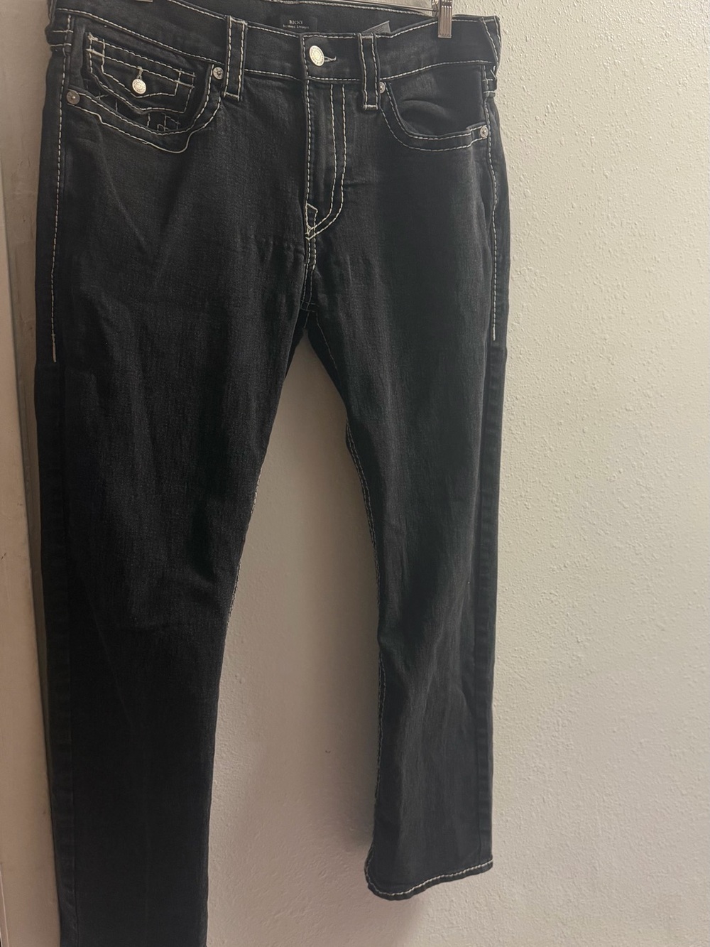 True Religion Black Relaxed Straight Men's Jeans with Contrast Stitching